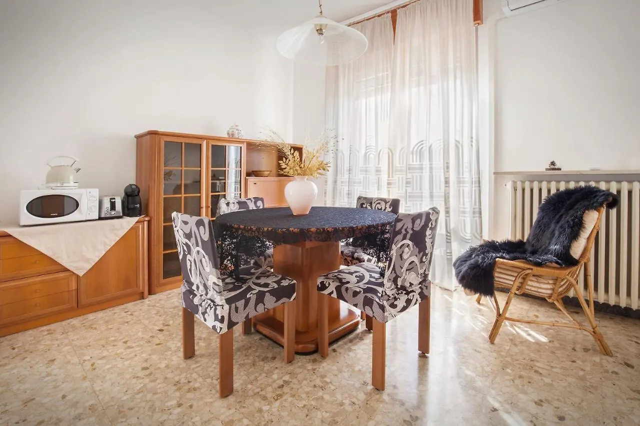 Villa Viola-Comoda Villetta A Caprino Veronese Italy