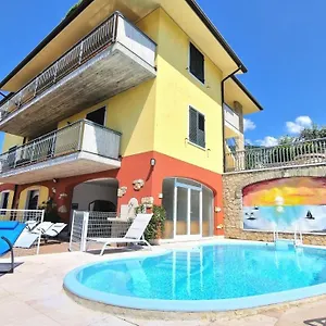 Apartment Ca' Degli Ulivi, Caprino Veronese