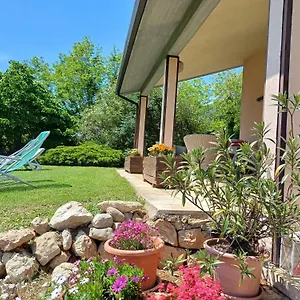 Bed & Breakfast Carmen De Nella Eco 4*, Caprino Veronese